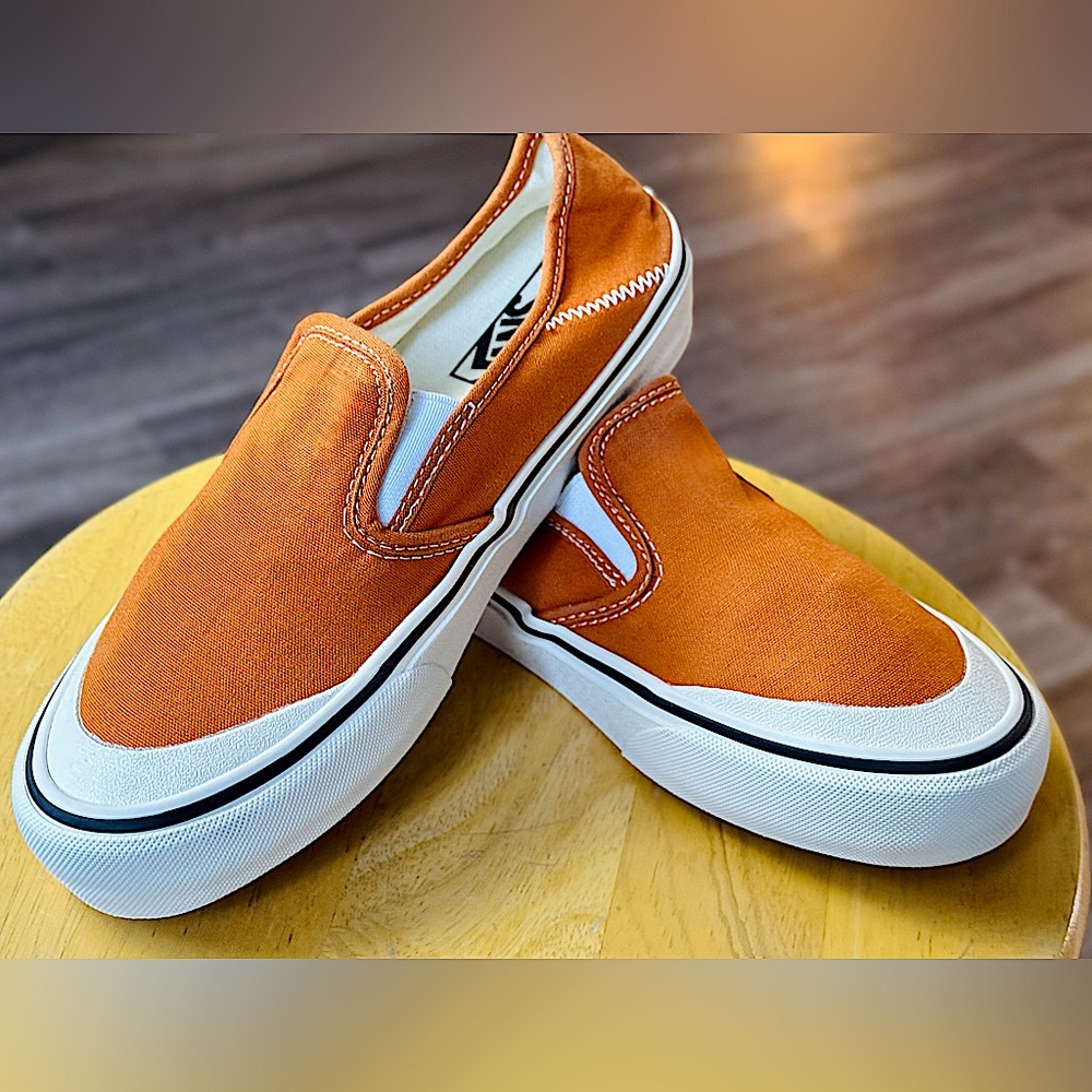 NWOB - VANS Ultracush Slip-On Pro Shoes Koi (Men’s US 6 /Women’s US 7.5 ) 500714 - Picture 7 of 7